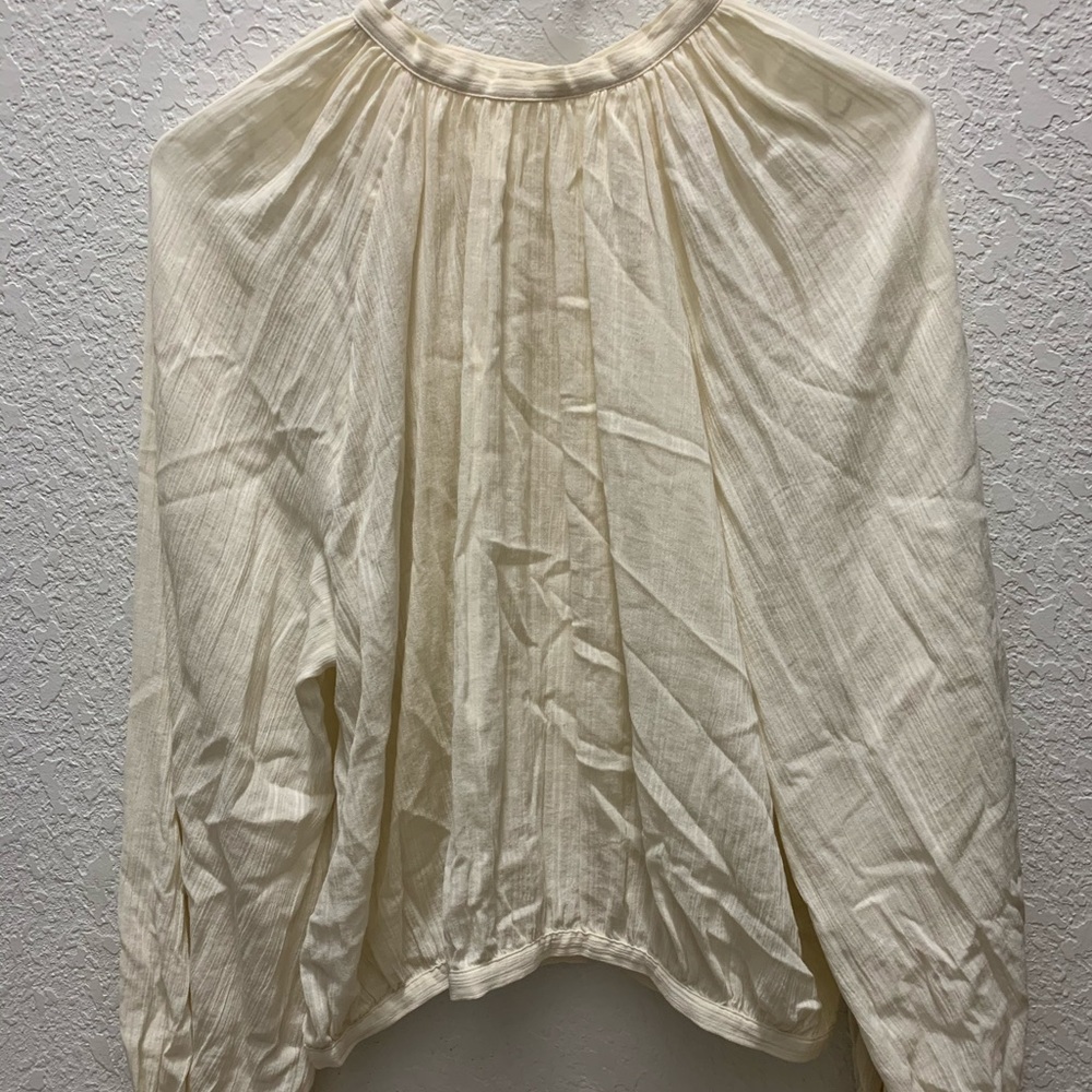 H&M light weight top, size 8 (small), flowy